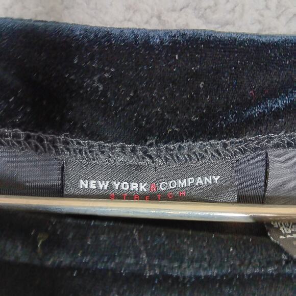 New York and Company Tunic Size Small Black Velvet 3/4 Sleeve Wide Neckline - Picture 5 of 7